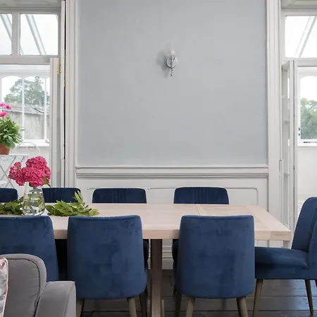Mountrothe House *