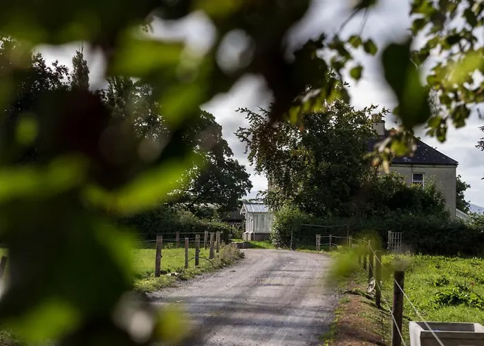 別荘 Mountrothe House *